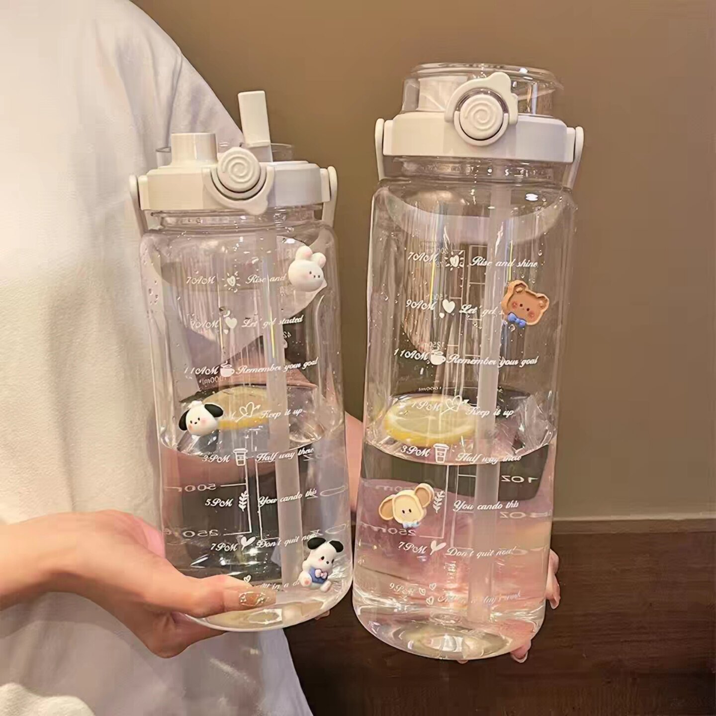 2000ml大容量水杯女新款2026耐高温带刻度塑料吸管杯男款运动水壶