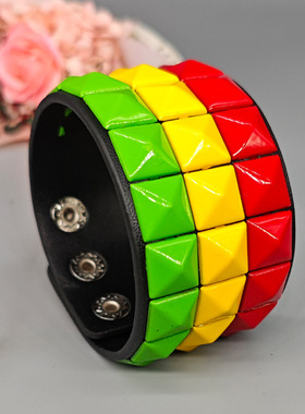 PU手环欧美网红多彩色四方铆钉皮革手链帅酷潮流穿搭手带男加宽皮