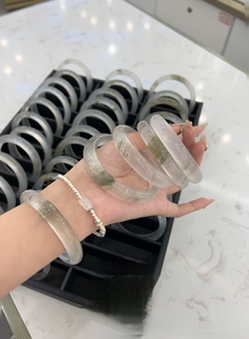 新疆金丝玉宝石光手镯高冰玻璃种媲美翡翠起荧光金丝玉的天花板