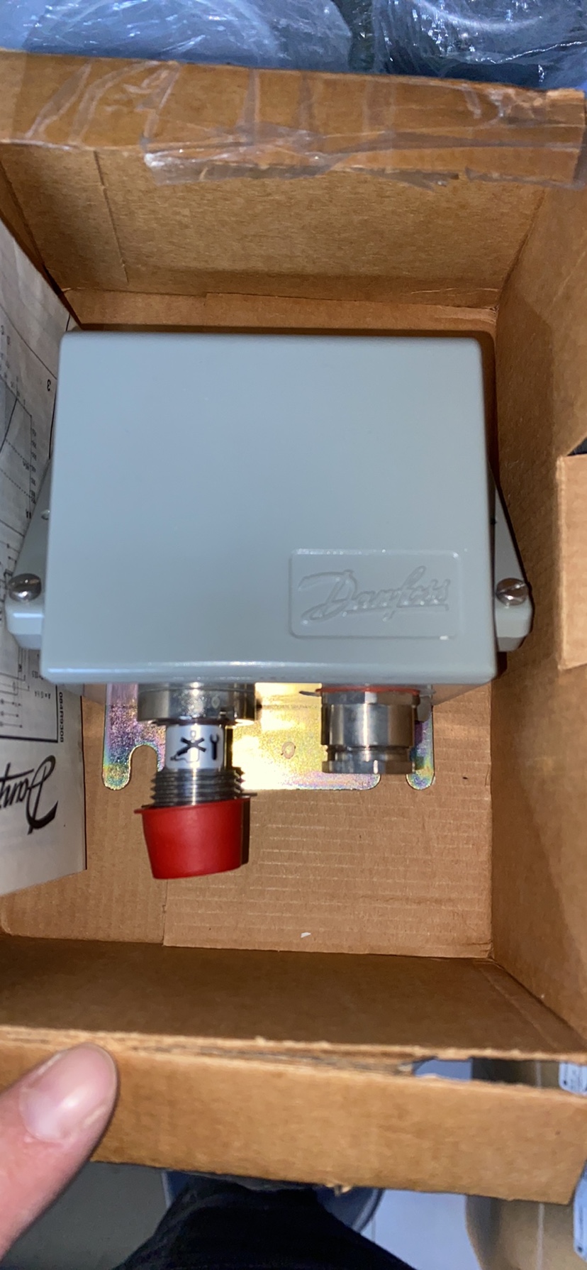 Danfoss丹佛斯EMP2-084G2112压力变送器全新现货议价