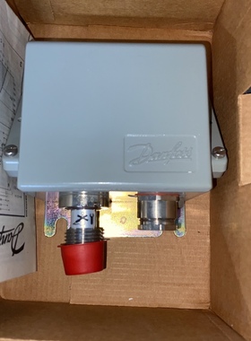 Danfoss丹佛斯EMP2-084G2112压力变送器全新现货议价