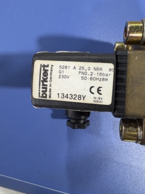 BURKERT  5281A 25 134328Y 电磁阀 全新现货议价