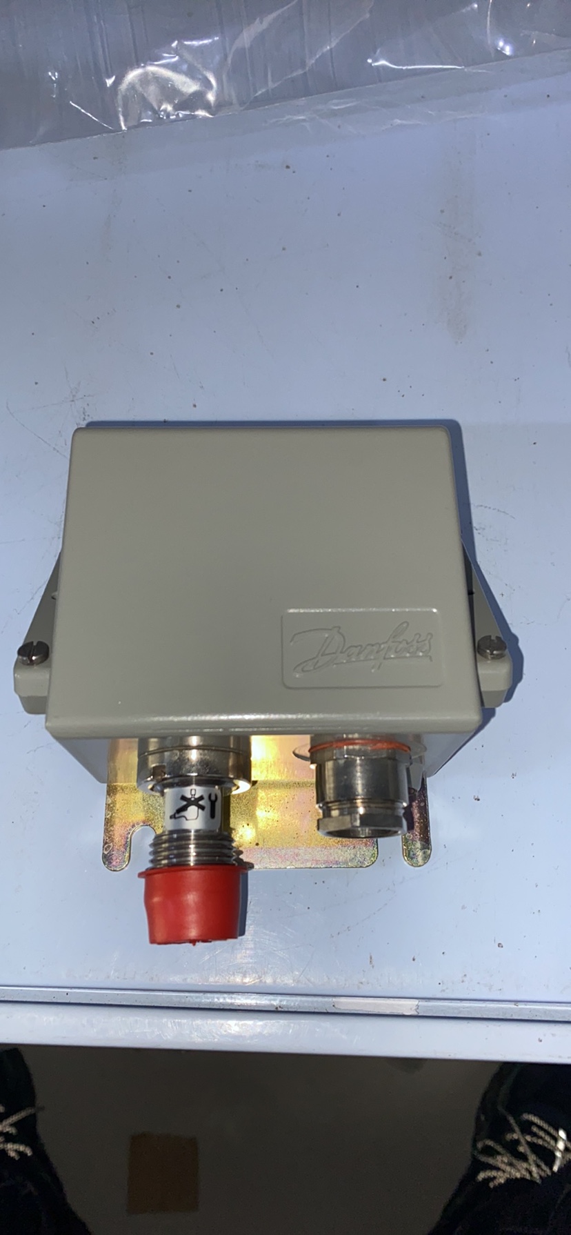 Danfoss丹佛斯EMP2-084G2109压力传感器全新现货议价