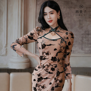 四美子新年礼服暗色旗袍女颜如玉2023秋冬年轻款高级感改良连衣裙