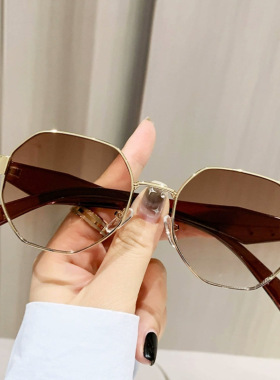 英国Moleubak个性多边方菱框太阳镜时尚大框咖啡茶色墨镜潮流