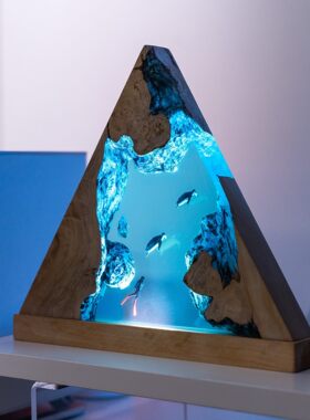 创意热卖深海探险潜水员与海龟环