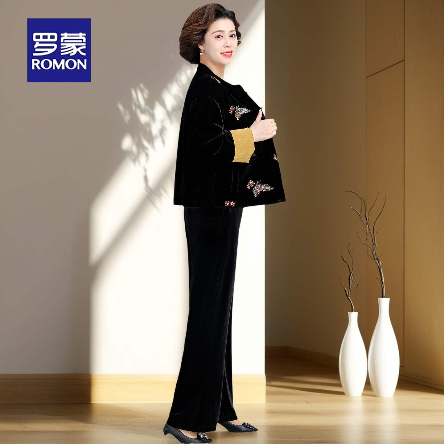罗蒙50多岁妈妈洋气上衣秋装外套2025新款女装春秋季金丝绒套装女