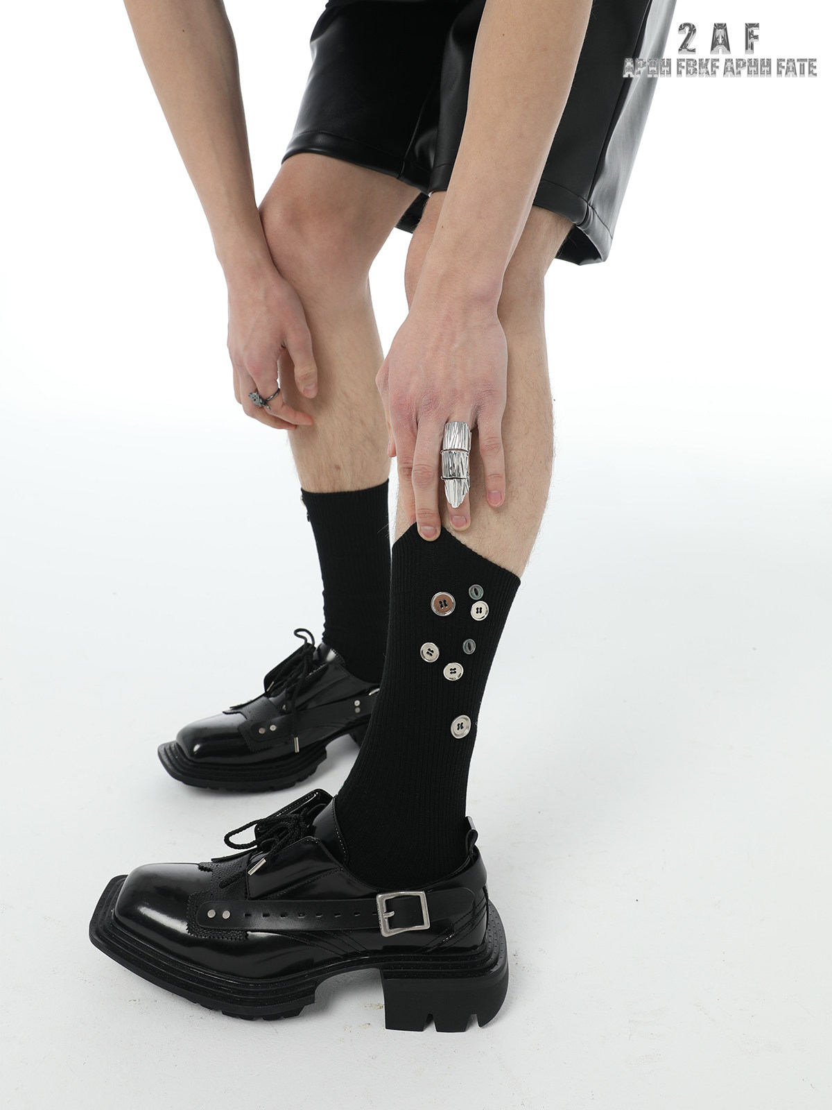 2af-"chaos butterfly"系列 时尚手缝装饰扣纯棉中筒袜 联名joy