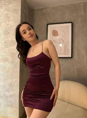 CNYISHE 性感辣妹御姐风露背交叉绑带吊带连衣裙家居风包臀短裙子