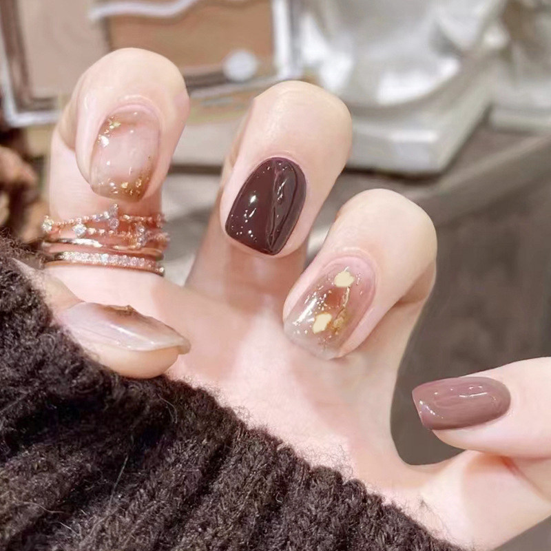 摩卡棕晕染秋冬穿戴甲气质短款巧克力棕冰茶色美甲假指甲贴片