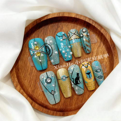 【 冰岛 】小何家纯手工穿戴甲·高级手绘美甲贴片