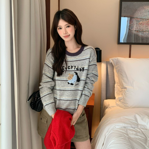 SUSAN-yday韩系复古条纹小狗刺绣软糯撞色毛衣(含5.4绵羊毛)82370