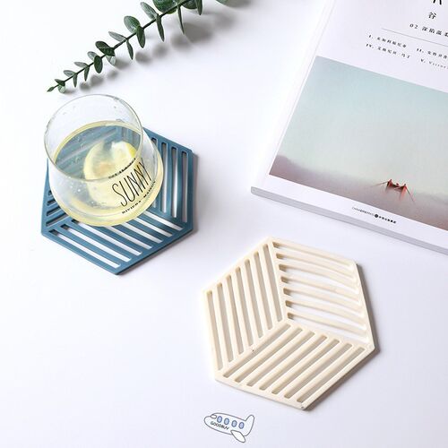 1Pc 4 Colors Silicone Bowl Drink Coffee Cup Pad Coasters Pla