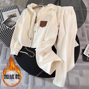 英国cherry kitty小个子穿搭休闲运动套装女冬季时尚减龄加绒外套