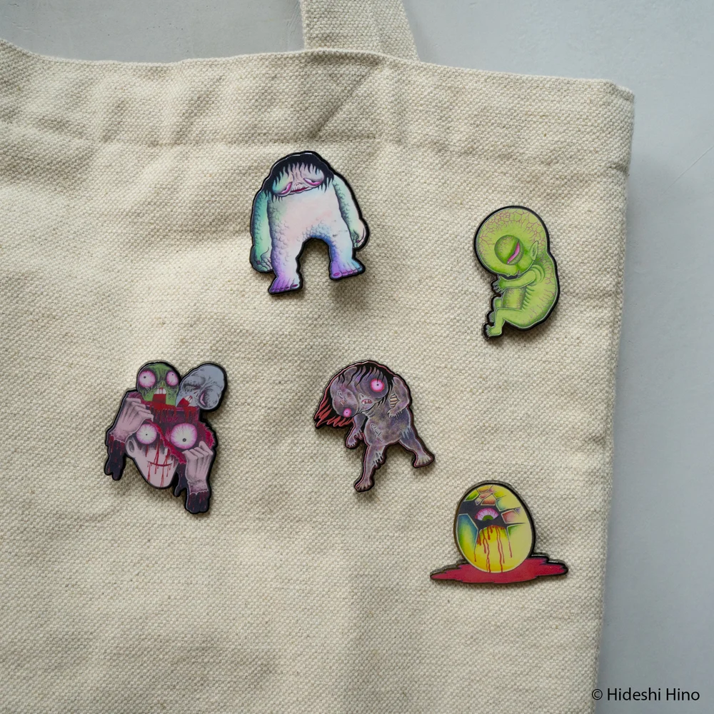 【Unbox】伊藤润二正版联名《漩涡》徽章谷子现货