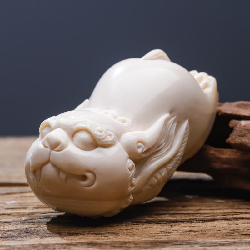 猛犸牙雕吊坠招财飞天貔貅手把玩件象牙萌宠雕刻高端文玩
