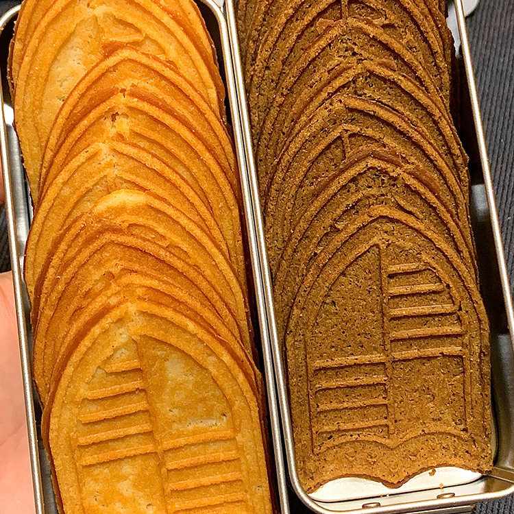 太酥太香啦！伯爵红茶酥酥芝士味法式薄脆饼干盾牌饼干网红零食