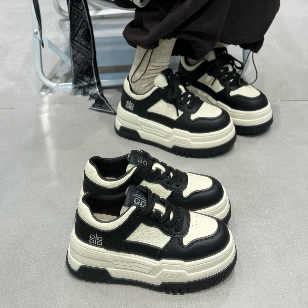 增高厚底小白鞋女2025秋冬新款真皮小个子黑白熊猫鞋休闲运动板鞋