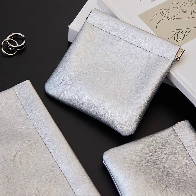 自动闭合收纳包大容量口红化妆包