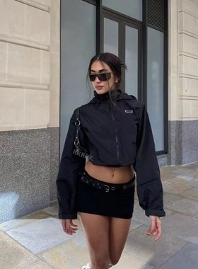 IAMUBABA正确版Prix冲锋衣短款连帽短外套抽绳露脐风衣夹克上衣