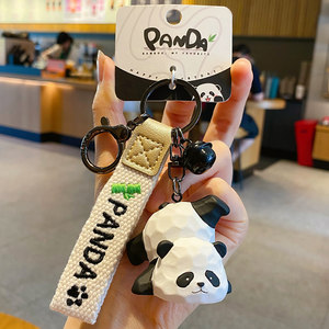 2026年新款原创木雕风熊猫花花钥匙扣女精致书包挂饰钥匙链男挂件