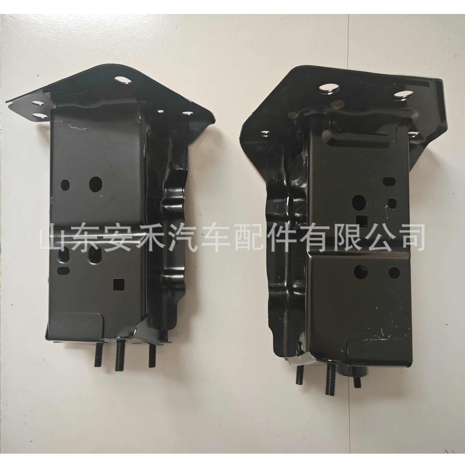 前保险杠钢制缓冲架 G51143SHMA NI1067143 G51153SHMA NI1066143