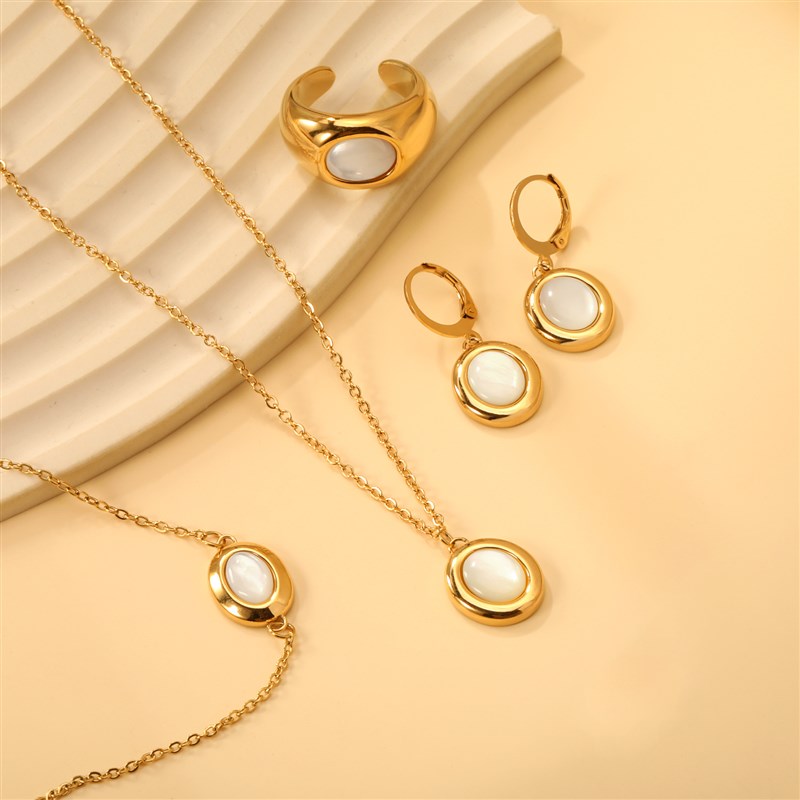 Simple White Shell Earring Necklace Ring Bracelet 4Piece Set