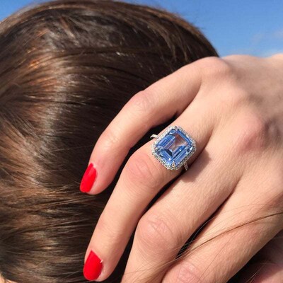 Fashionable Square Zirconia Proposal Ring for WomenSquare Zi