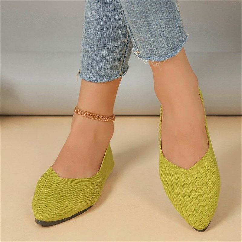 2025 Oversize SpringAutumn Pointed Toe Flat Knitted Slipon S