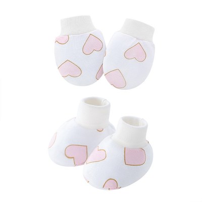 Newborn Caps AntiScratch Gloves Socks for Babies in Europe A
