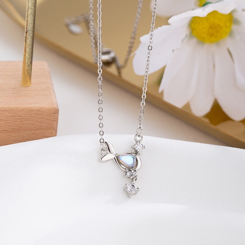 Moonstone Pendant Fashion Blue Whale Clavicle Chain for Wome