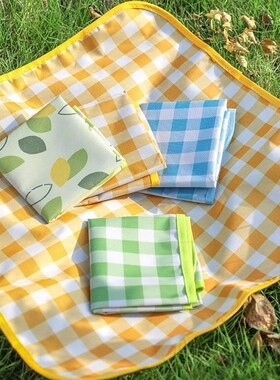 Folding Cushion Waterproof Moistureproof Portable Picnic Mat