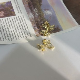 Coil Earring Womens Gold minimalist Mosquito Chic Bowknot