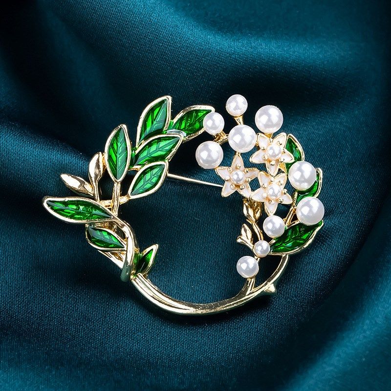 Elegant Brooch Court Style Suits Accessory Pin for Women Fas