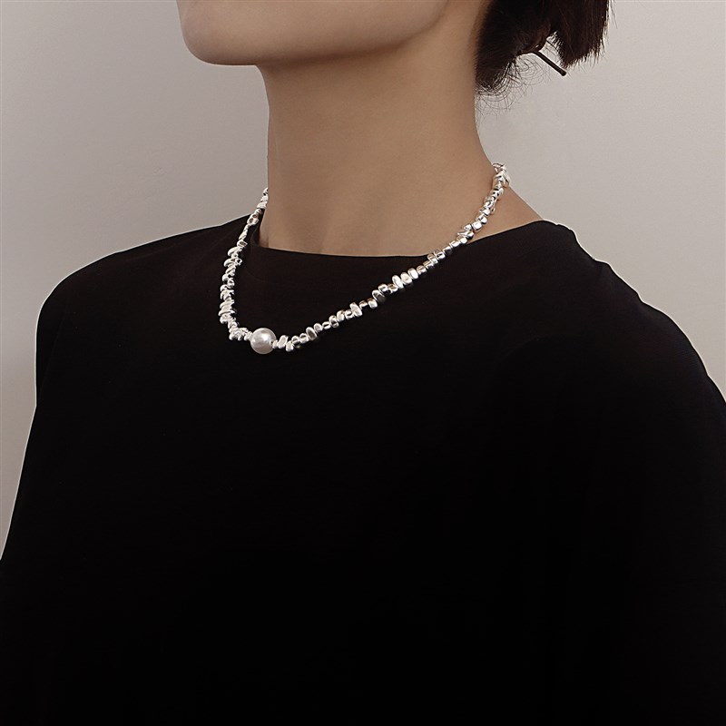 European American Accessories Irregular Pearl Pendant Neckla