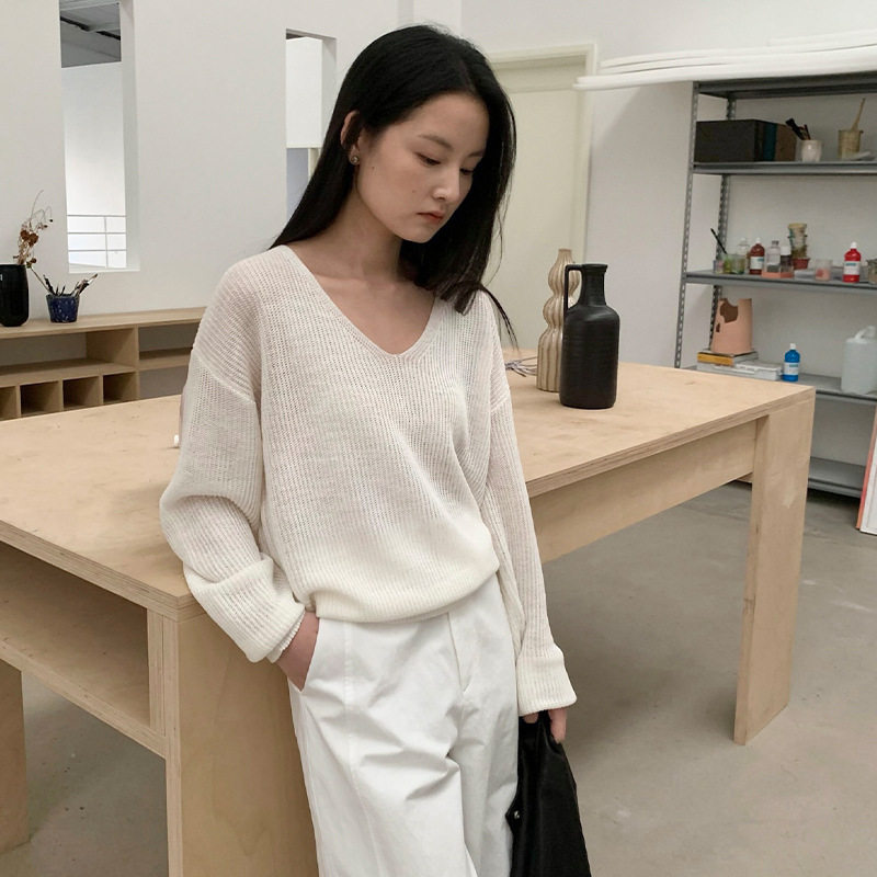 英国cherrykoko 韩风慵懒镂空微透v领套头针织衫女春季宽松上衣