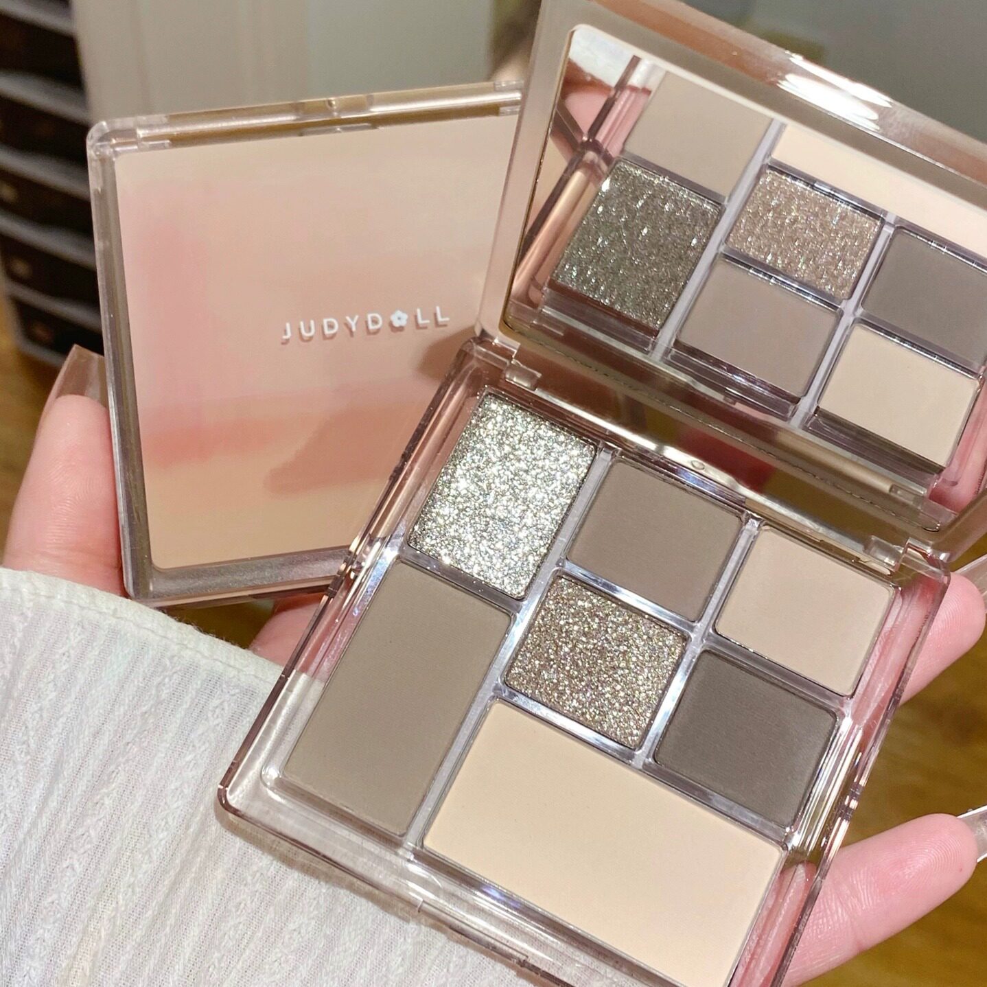 新款推荐【刘浩存】judydoll橘朵七巧板玩趣眼影盘大地色腮红高光