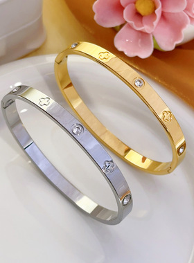 英国chrry koop手镯女时尚四叶花梅花手环镶钻女气质时尚钛钢