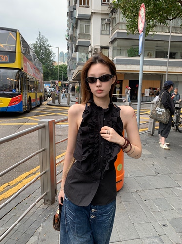 夏季黑色抽褶挂脖吊带背心