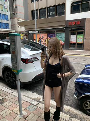 13311黑色吊带短裤度假两件套