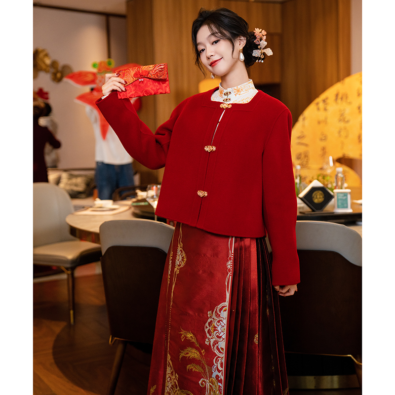 红色短款大衣新中式毛呢