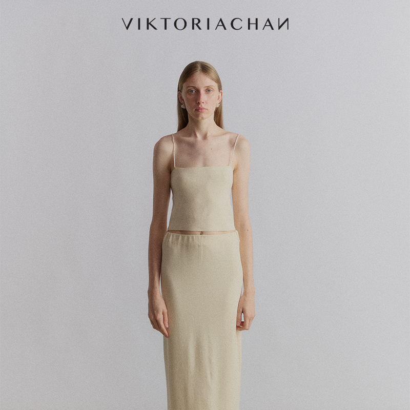 VIKTORIACHAN24SS春夏成衣系列 一字领细肩带针织背心上衣 - 封面