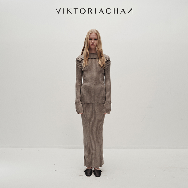 圆领长袖松紧腰半裙针织套装