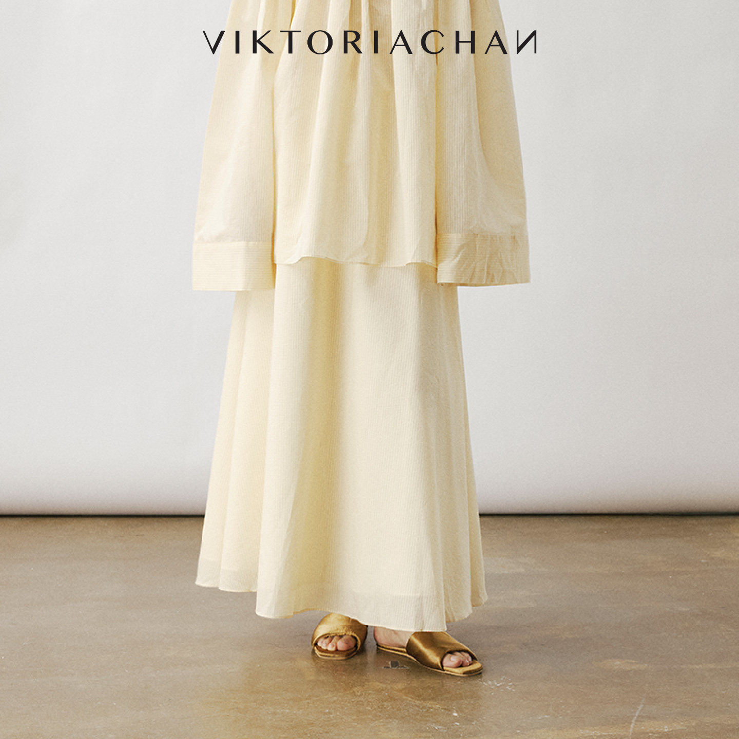 VIKTORIACHAN26SS春夏成衣系列新品 抽绳腰清新条纹伞裙半身裙