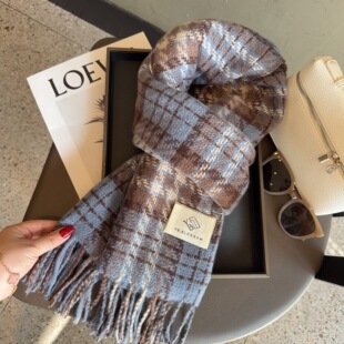 奶油蓝格子围巾女韩系氛围感韩版百搭冬保暖防风情侣网红披肩围脖