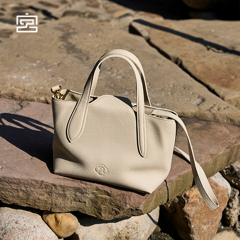 宫选2025新款福满包头层牛皮水桶包菜篮子手提斜挎包通勤单肩女包,箱包皮具/热销女包/男包,通用款女包,淘宝优惠券,粉丝福利购,淘宝优惠卷