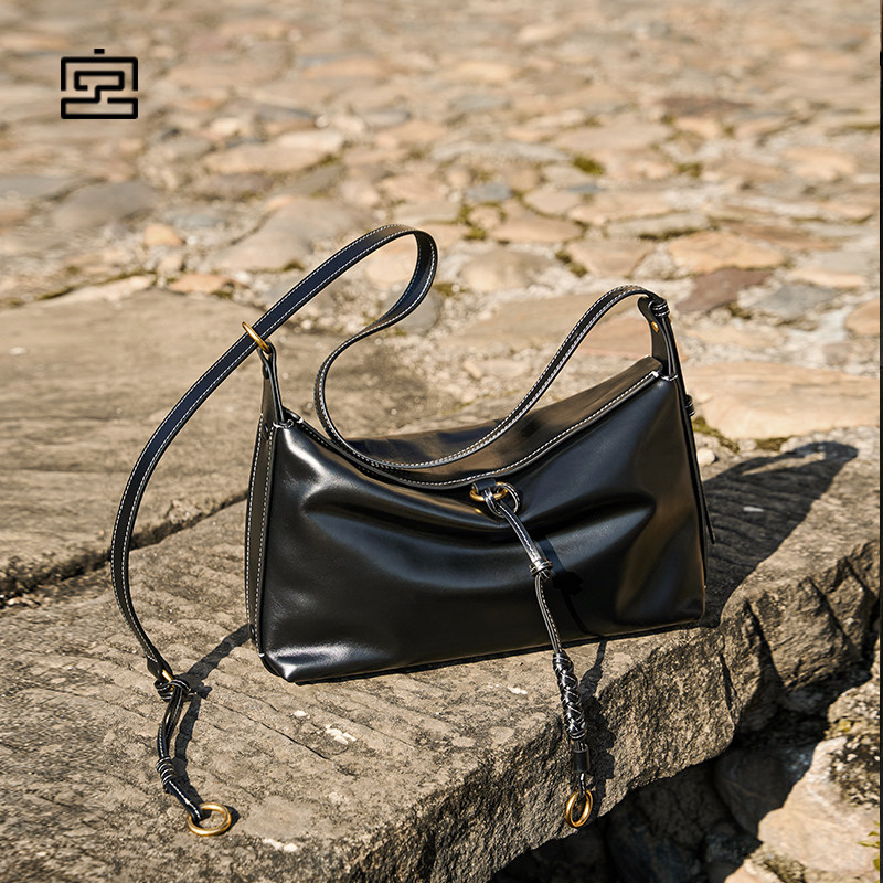 宫选2025新款头层牛皮HOBO包腋下包通勤单肩斜挎包质感托特包,箱包皮具/热销女包/男包,托特包,淘宝优惠券,粉丝福利购,淘宝优惠卷