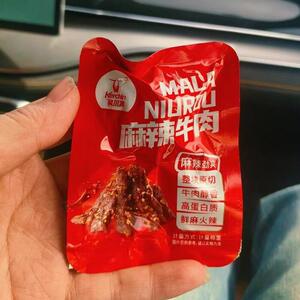 -科尔沁麻辣牛肉干105g休闲食品川味特产开袋即食川香牛肉麻辣食