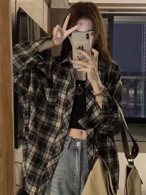 韩式复古长袖格子衬衫外套女春秋季设计感小众宽松百搭翻领衬衣潮