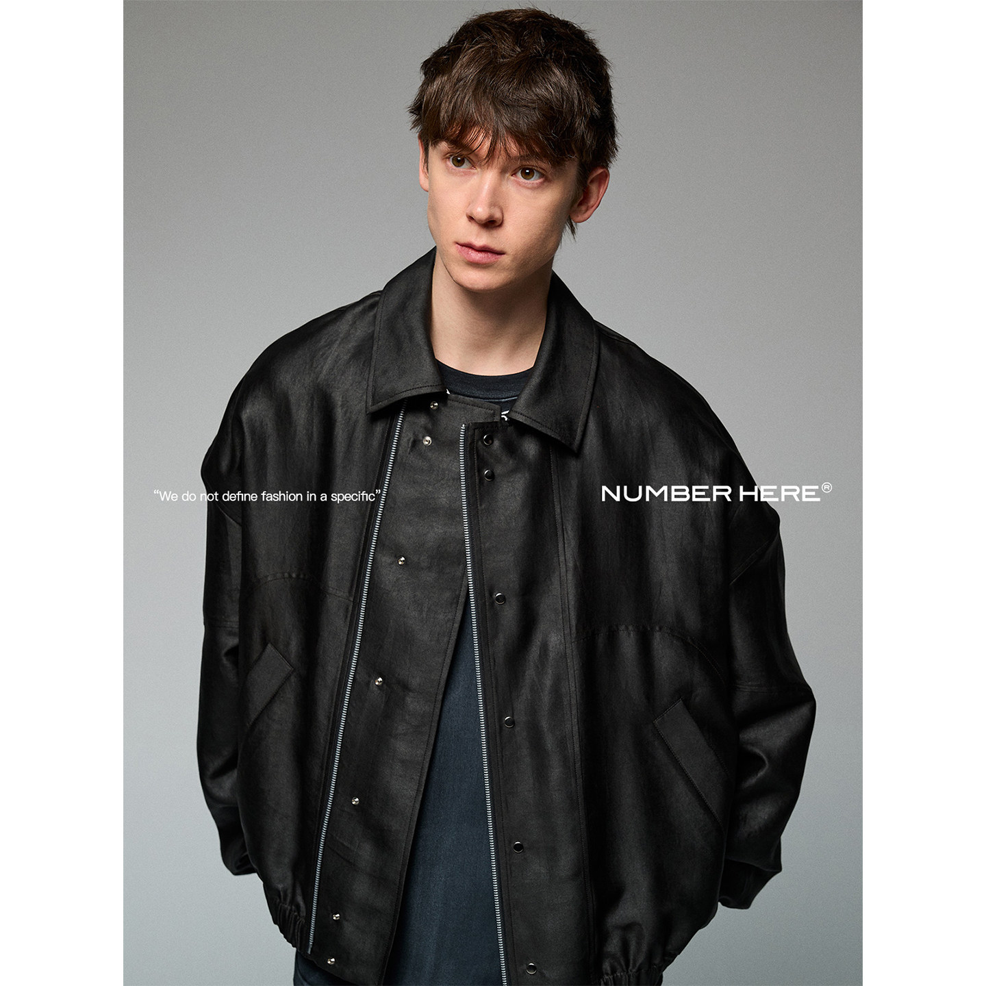 NUMBER HERE100桑蚕丝香云纱面料弧线分割宽松短款夹克外套